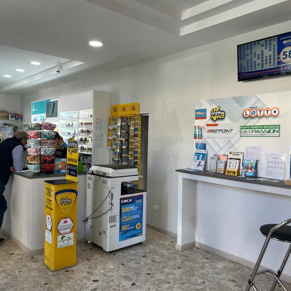 punto-vendita-ricariche-tabacchi-bonbons-cervaro3