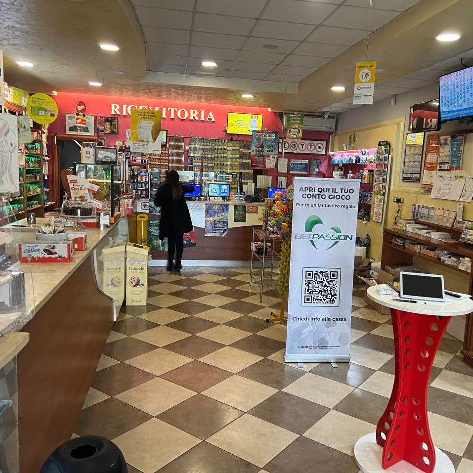 punto-vendita-ricariche-bar-tabacchi-max-caffe-cervaro3