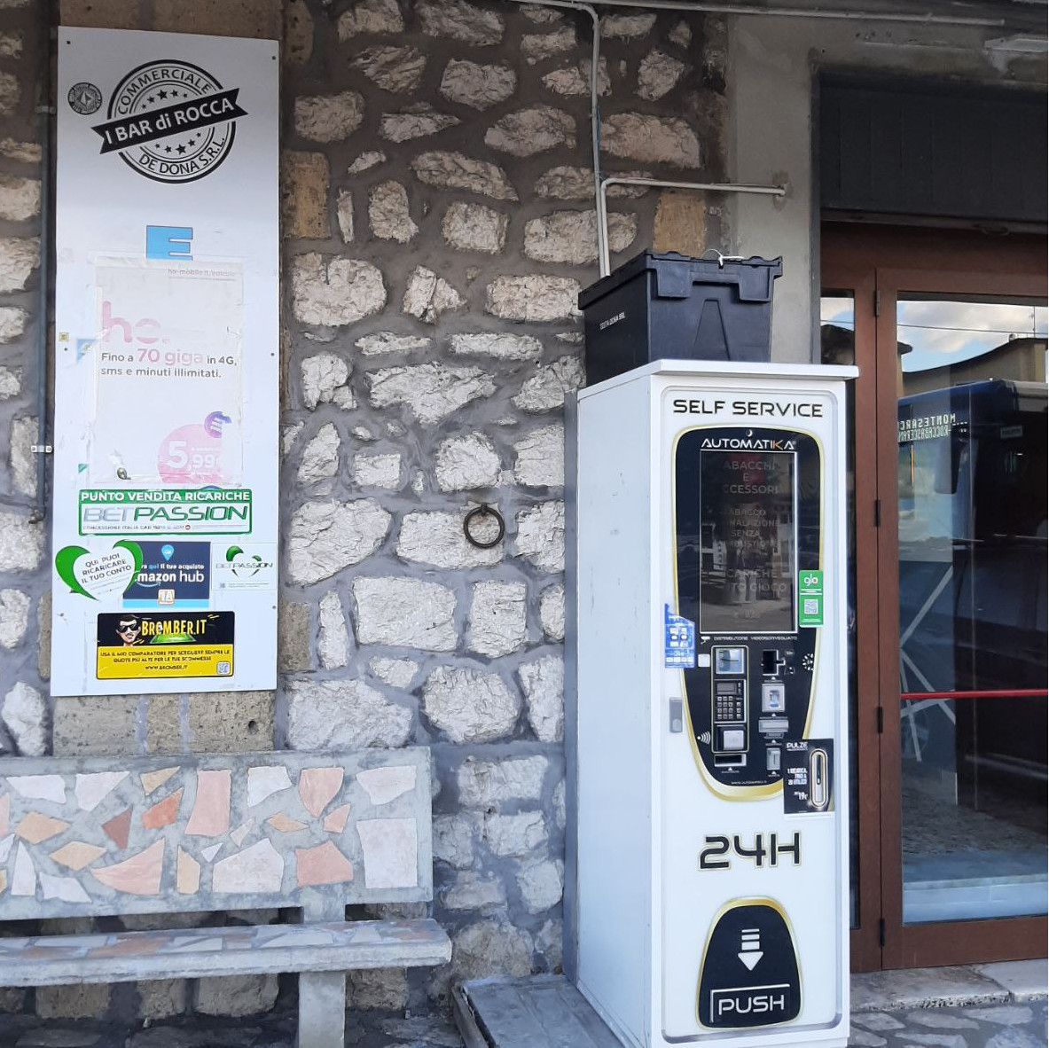 punto-vendita-ricariche-syria-café-roccabascerana2