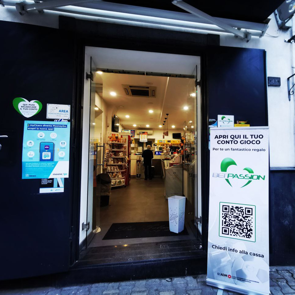 punto-vendita-ricariche-tabacchi-posto-sole-napoli2